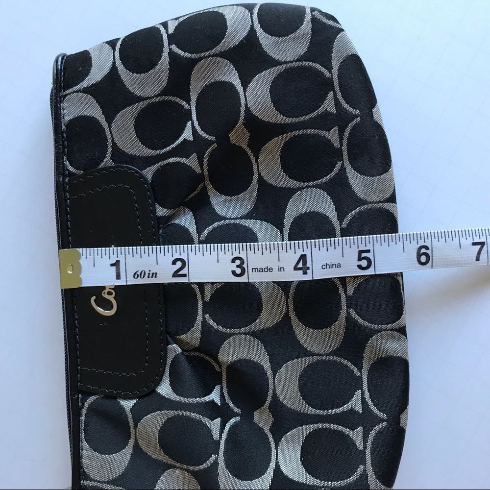 *Coach Black/Gray Fabric Large Wristlet - Picture 6 of 8